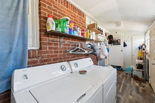 2009 NW 40th Street, Oklahoma City, OK 73118