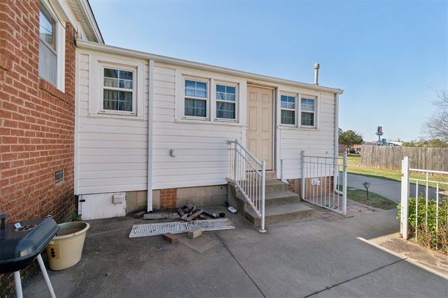 2009 NW 40th Street, Oklahoma City, OK 73118