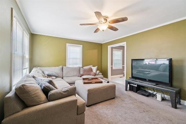 2009 NW 40th Street, Oklahoma City, OK 73118