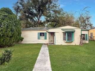 6832 Goforth Street, Houston, TX 77021