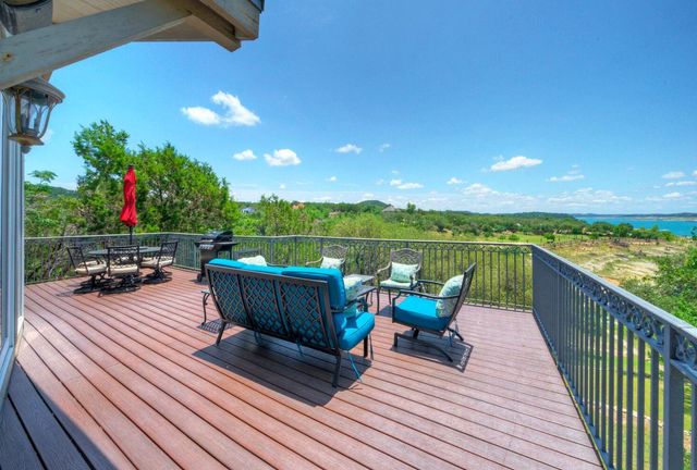 8101 Sharon RD, Volente, TX 78641