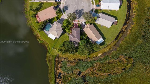 192 SW 204th Ave 192, Pembroke Pines, FL 33029