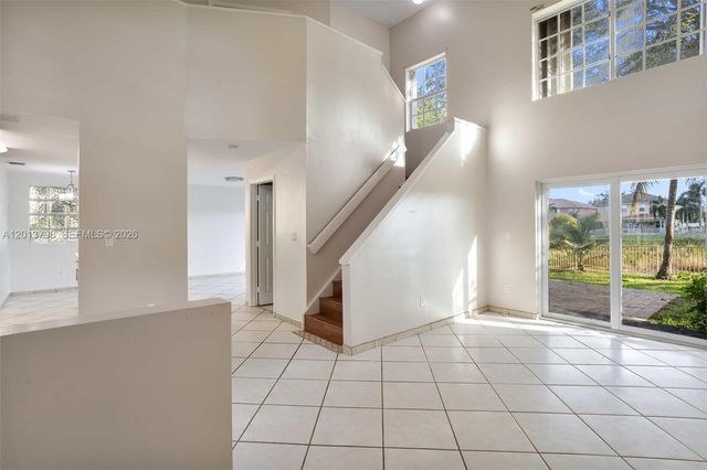 192 SW 204th Ave 192, Pembroke Pines, FL 33029