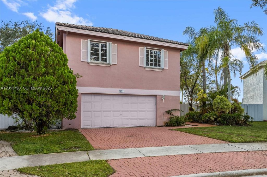 192 SW 204th Ave 192, Pembroke Pines, FL 33029