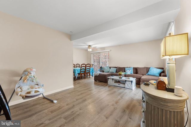 913 CHESTNUT ST, Collingdale, PA 19023