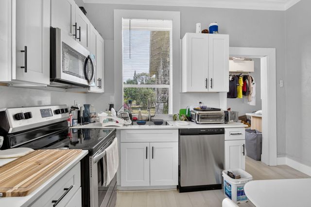 2465 Taylor Street, Hollywood, FL 33020