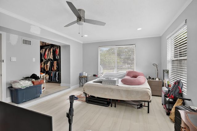 2465 Taylor Street, Hollywood, FL 33020