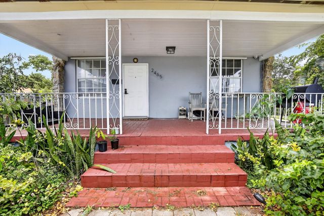 2465 Taylor Street, Hollywood, FL 33020