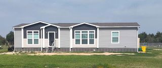 1093 Anna Ln, Sealy, TX 77474