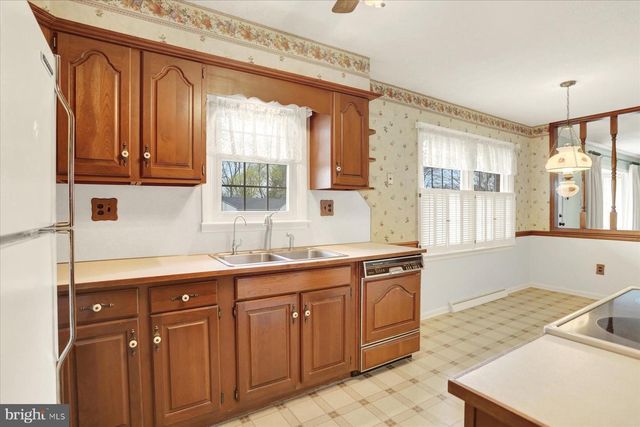 323 EVERGREEN STREET, New Cumberland, PA 17070