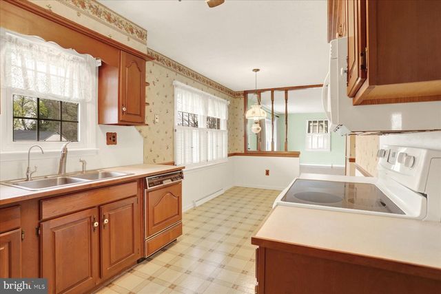 323 EVERGREEN STREET, New Cumberland, PA 17070