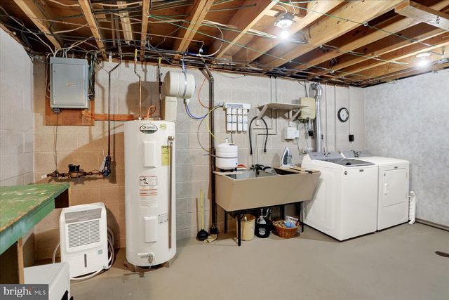 323 EVERGREEN STREET, New Cumberland, PA 17070