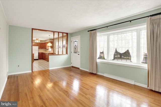 323 EVERGREEN STREET, New Cumberland, PA 17070