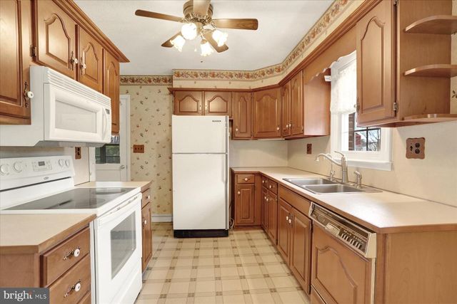 323 EVERGREEN STREET, New Cumberland, PA 17070