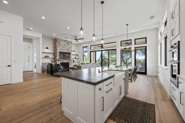 1412 Lodge View Dr, Meadow Vista, CA 95722