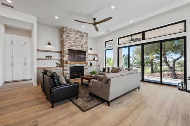 1412 Lodge View Dr, Meadow Vista, CA 95722
