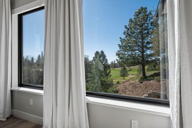 1412 Lodge View Dr, Meadow Vista, CA 95722