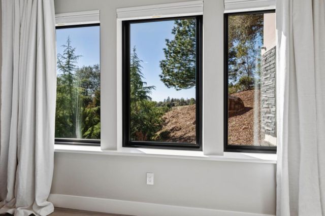 1412 Lodge View Dr, Meadow Vista, CA 95722