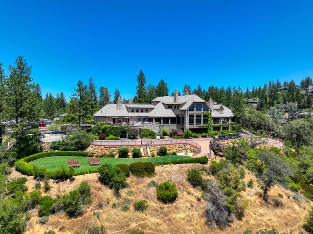 1412 Lodge View Dr, Meadow Vista, CA 95722