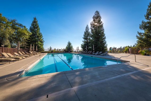 1412 Lodge View Dr, Meadow Vista, CA 95722