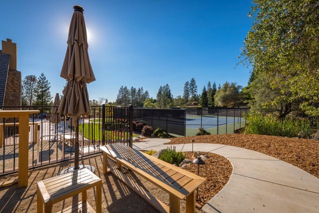 1412 Lodge View Dr, Meadow Vista, CA 95722