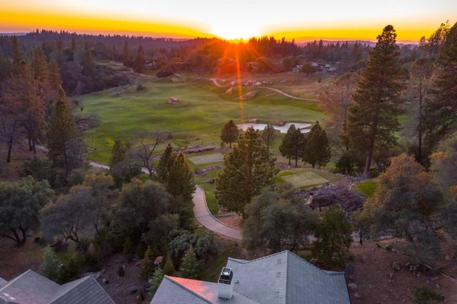 1412 Lodge View Dr, Meadow Vista, CA 95722