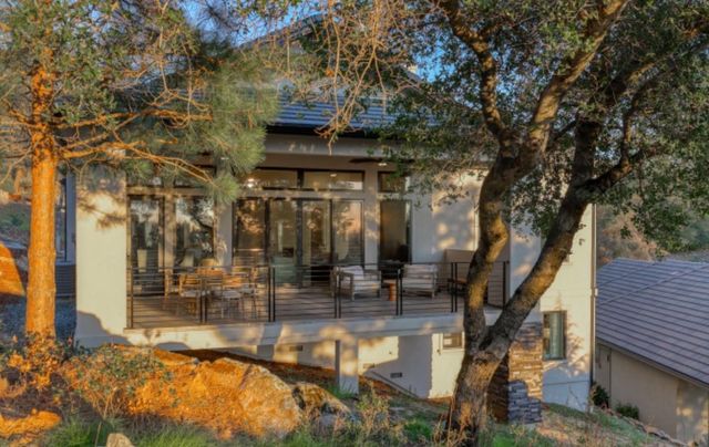 1412 Lodge View Dr, Meadow Vista, CA 95722