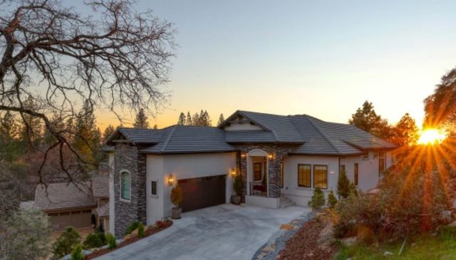 1412 Lodge View Dr, Meadow Vista, CA 95722