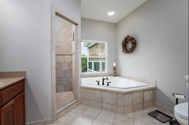395 Cedar Lake Road, Versailles, KY 40383
