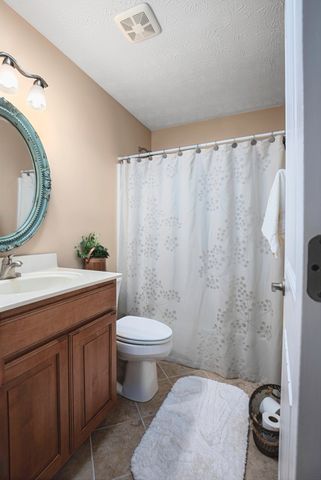 395 Cedar Lake Road, Versailles, KY 40383