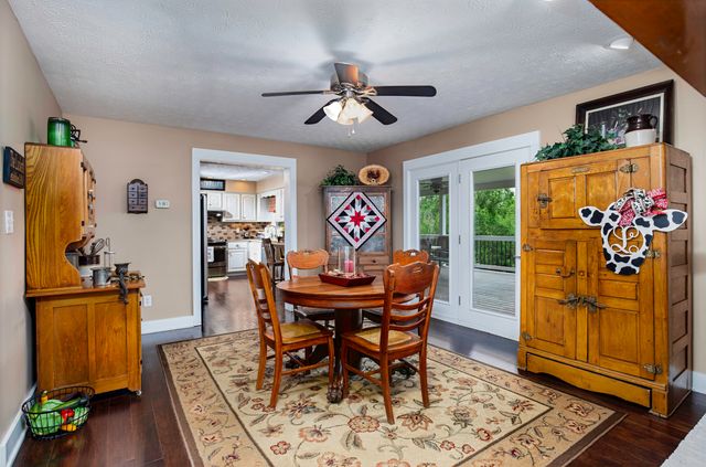 395 Cedar Lake Road, Versailles, KY 40383