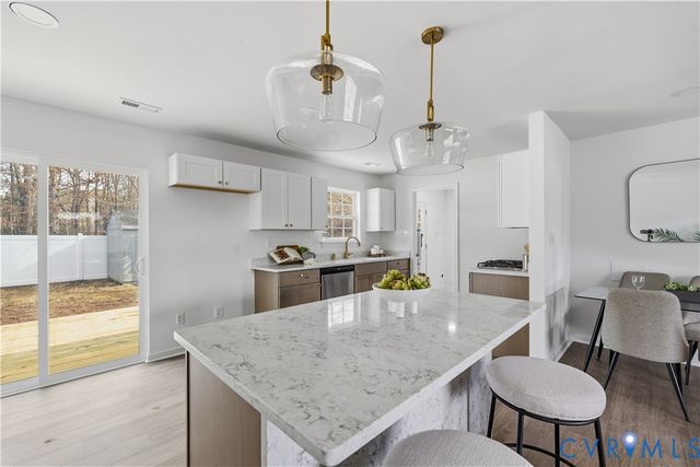 1460 Farley Ct, Henrico, VA 23150