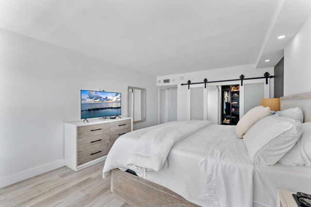 3750 Galt Ocean Drive 1002, Fort Lauderdale, FL 33308