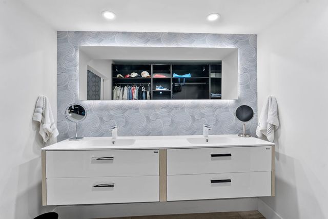 3750 Galt Ocean Drive 1002, Fort Lauderdale, FL 33308