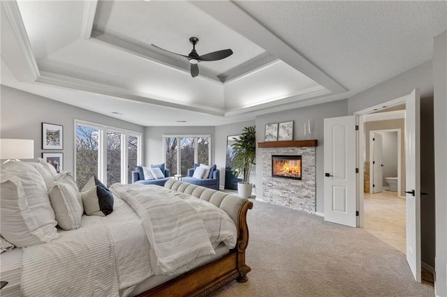 4246 W 150 Terrace, Leawood, KS 66224