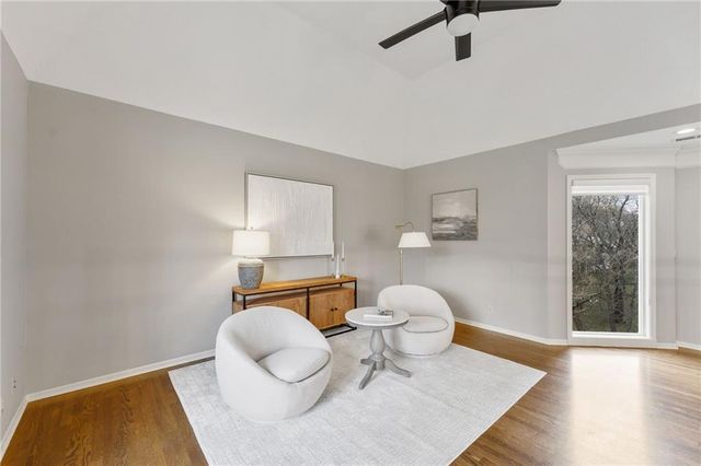 4246 W 150 Terrace, Leawood, KS 66224