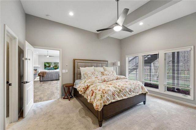 4246 W 150 Terrace, Leawood, KS 66224