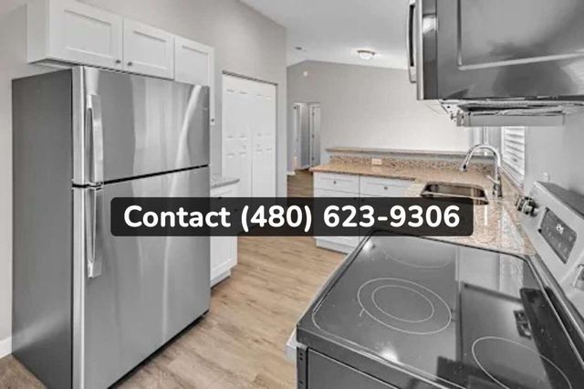 1286 Woodcrest Road S, West Palm Beach, FL 33417
