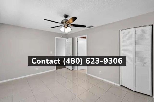 1286 Woodcrest Road S, West Palm Beach, FL 33417