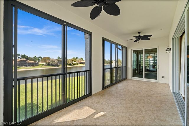 8069 Players Cove DR 202, Naples, FL 34113