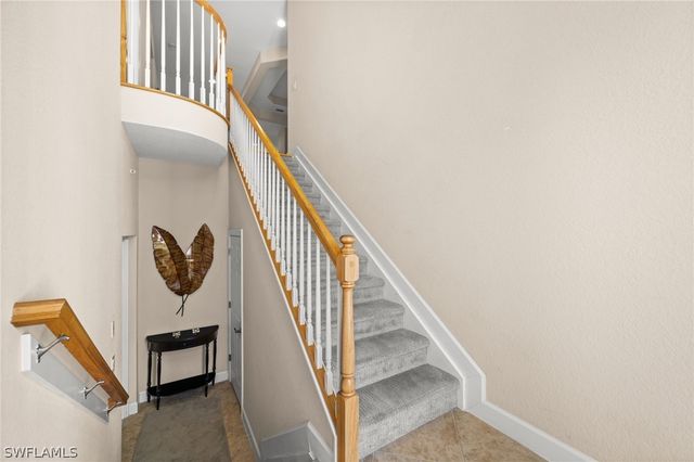 8069 Players Cove DR 202, Naples, FL 34113