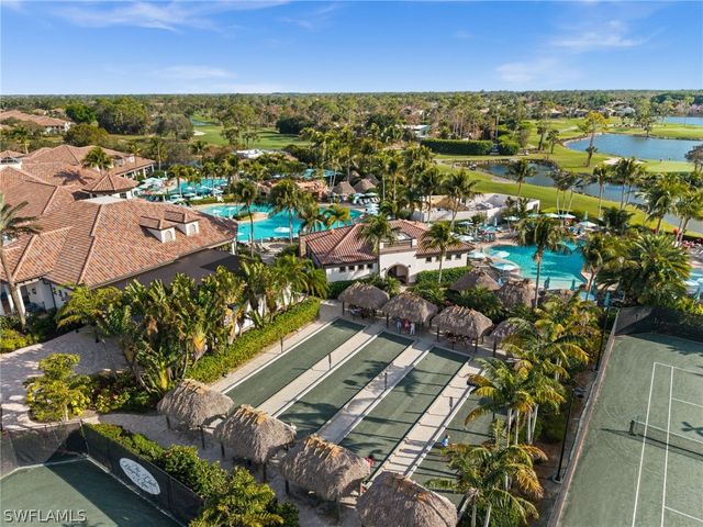 8069 Players Cove DR 202, Naples, FL 34113