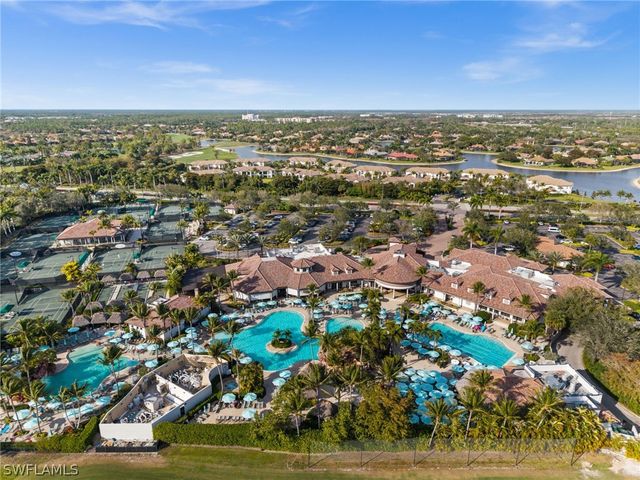 8069 Players Cove DR 202, Naples, FL 34113