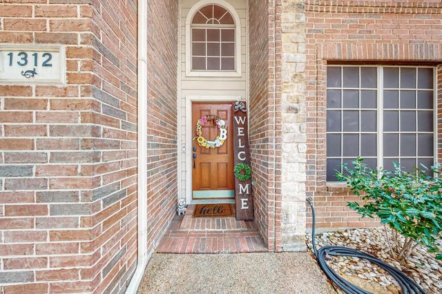 1312 Cattle Crossing Drive, Fort Worth, TX 76131