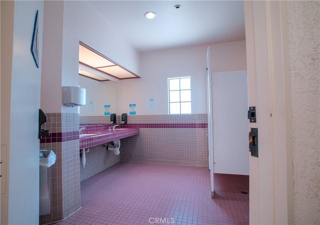 1611 E 4th Street 204, Santa Ana, CA 92701