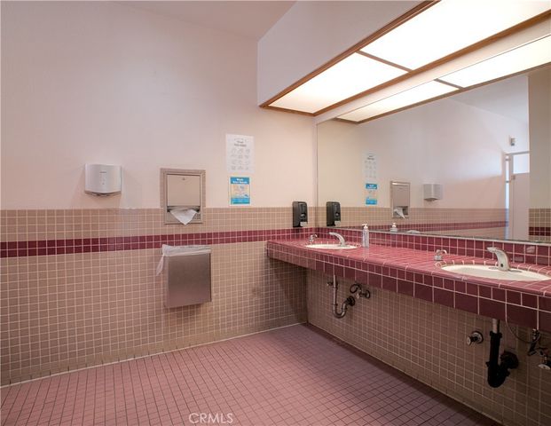 1611 E 4th Street 204, Santa Ana, CA 92701