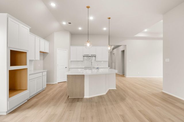 1447 Florecer Lane, Magnolia, TX 77354