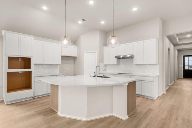 1447 Florecer Lane, Magnolia, TX 77354