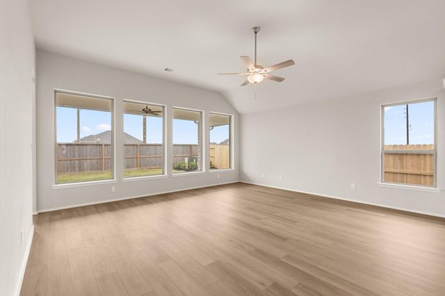 1447 Florecer Lane, Magnolia, TX 77354