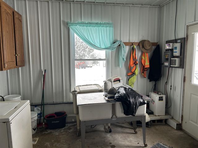 4273 W 80th Street, Fremont, MI 49412